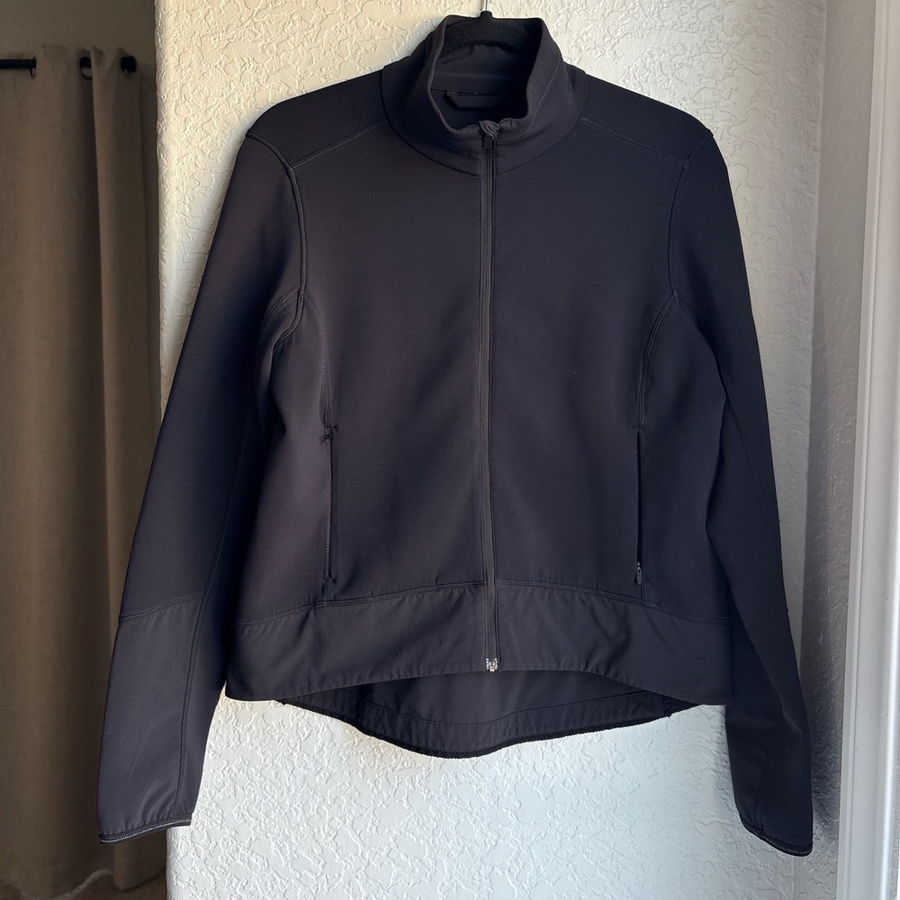 Lululemon Womens 8 Full Zip Jacket Black Mock Neck‎ Technical Athletic Scuba